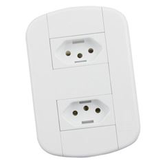 2 TOMADAS PADRAO 2P+T DIST 10A C/P BLANC+ - (40 UN P/CX) FAME